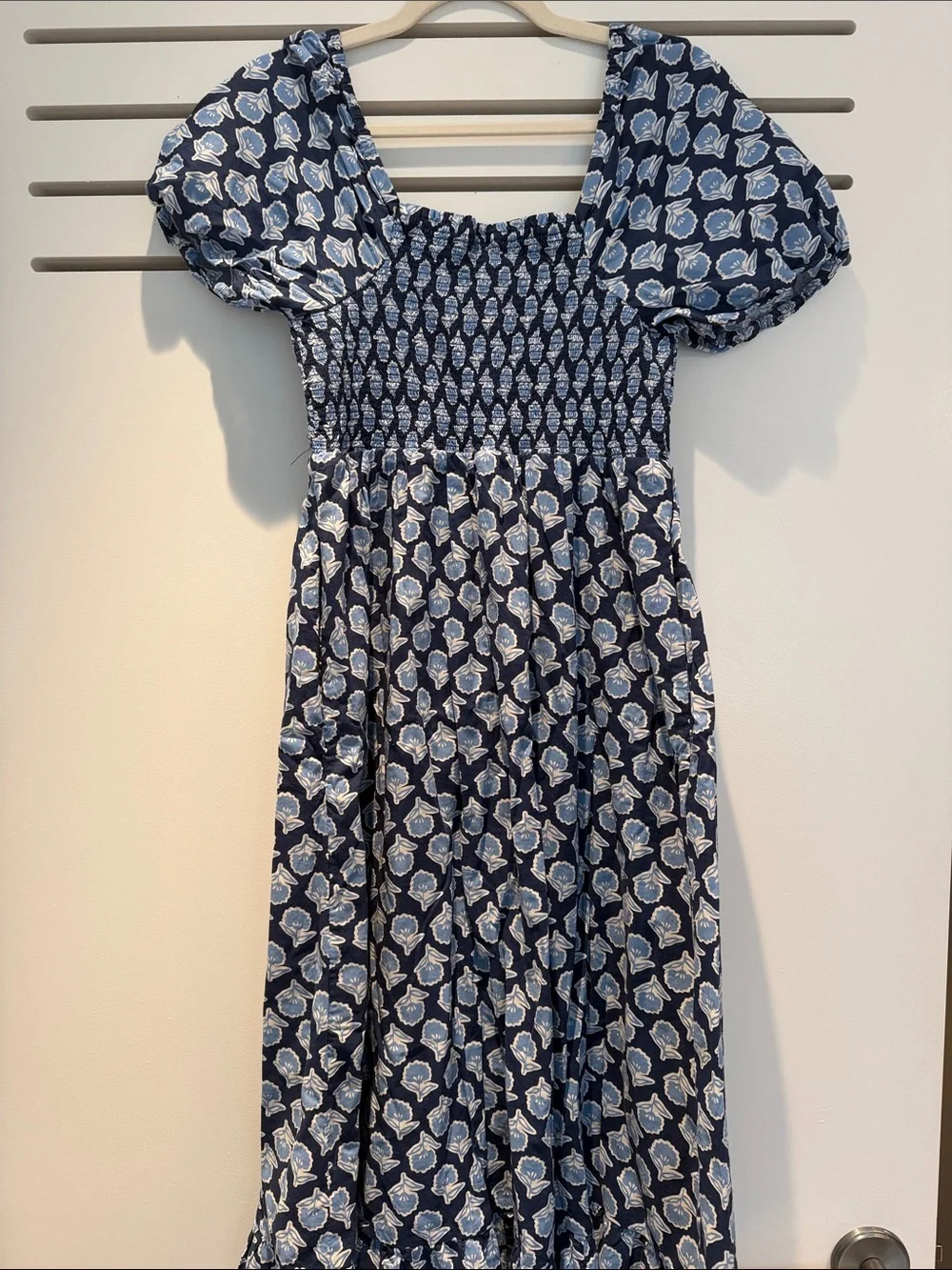 johnny was denim dress Women's Collar Half Sleeve Size:4/SMALL size-eu-42-us-10-5-11 Pair with sandals and Cotton jersey midi dress